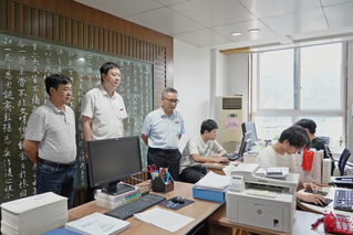 校领导调研2025年本科招生录...